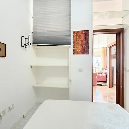 A48 - Ancona, Ampio Quadrilocale Con Balcone Apartmán