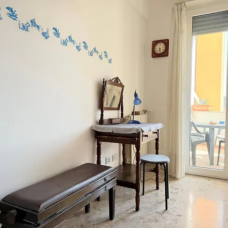 Apartament A48 - Ancona, Ampio Quadrilocale Con Balcone