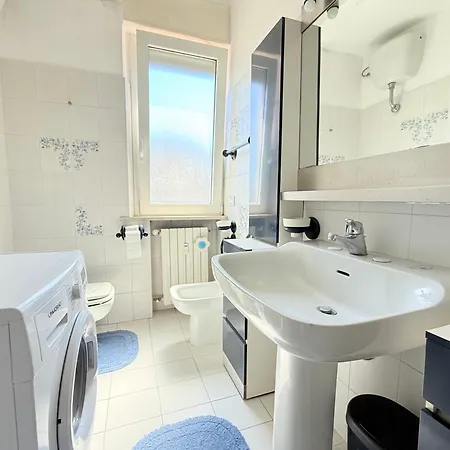 Apartmán A48 - Ancona, Ampio Quadrilocale Con Balcone